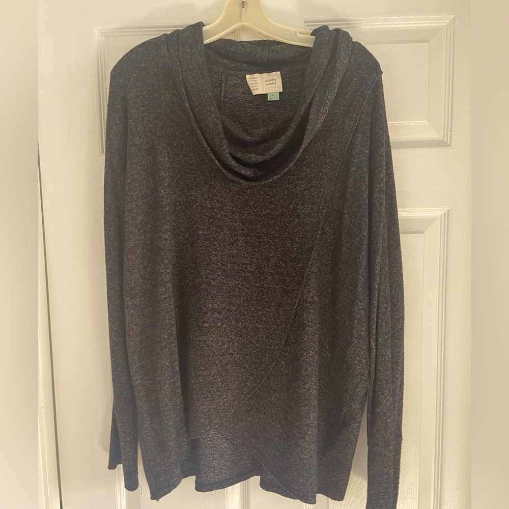 Anthropologie sweater, super soft and comfy!